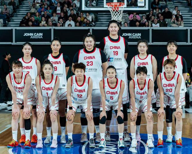 揭幕战最低价超1000美元!尼克斯宣布暂停销售球票:自称定价失误