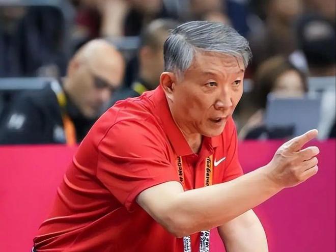 文班:虽然一直没放弃,但前两场犯了太多错浪费了大家的努力